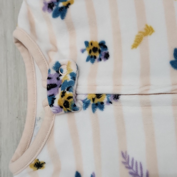 🌺 Super soft baby pj 🌺 - Picture 2 of 6